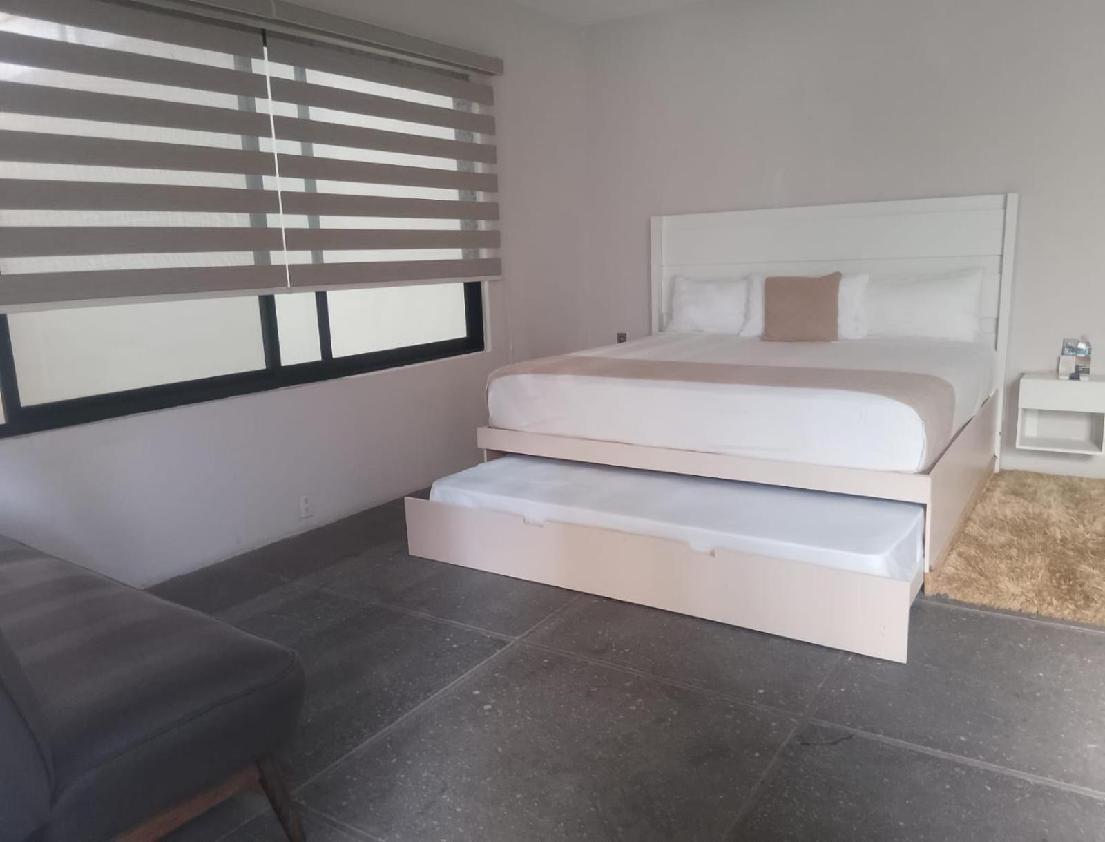 Aura Hotel B&B Tlaquepaque Екстериор снимка