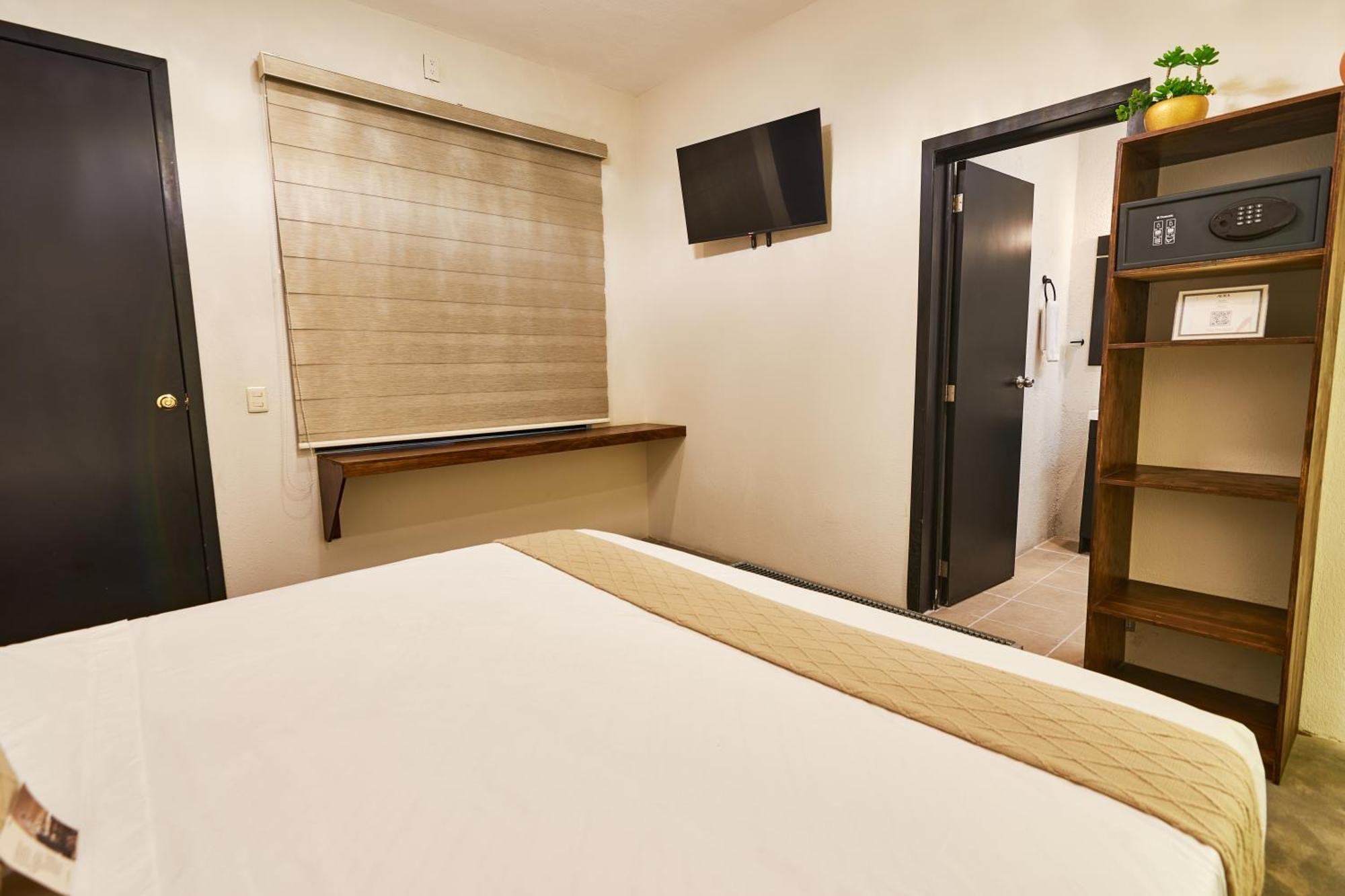 Aura Hotel B&B Tlaquepaque Екстериор снимка