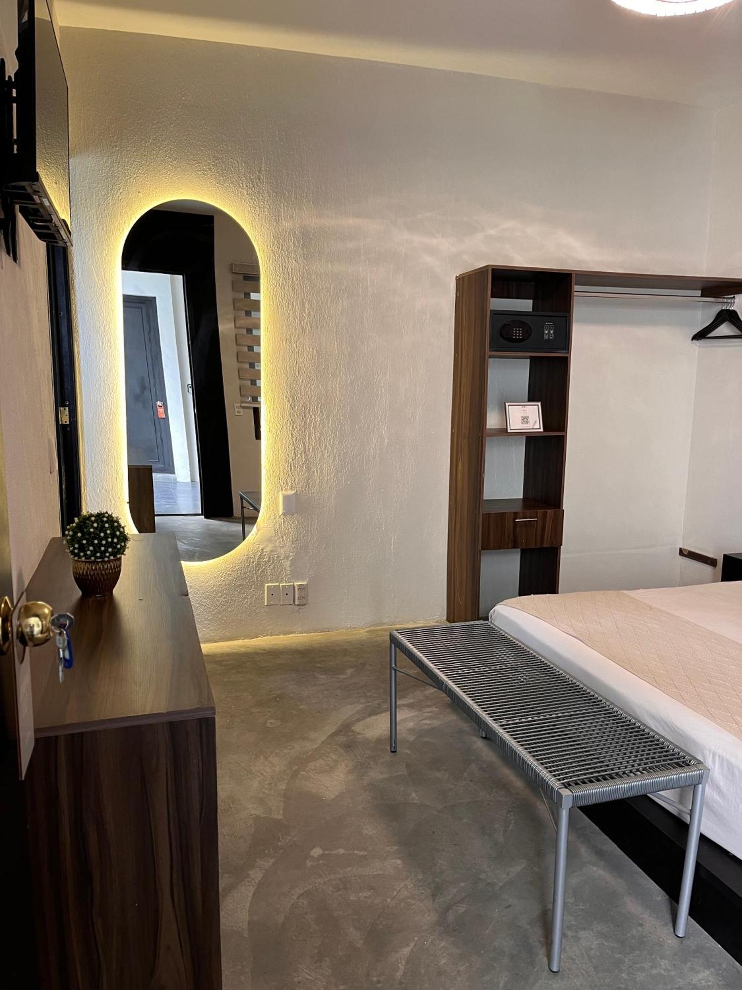 Aura Hotel B&B Tlaquepaque Екстериор снимка